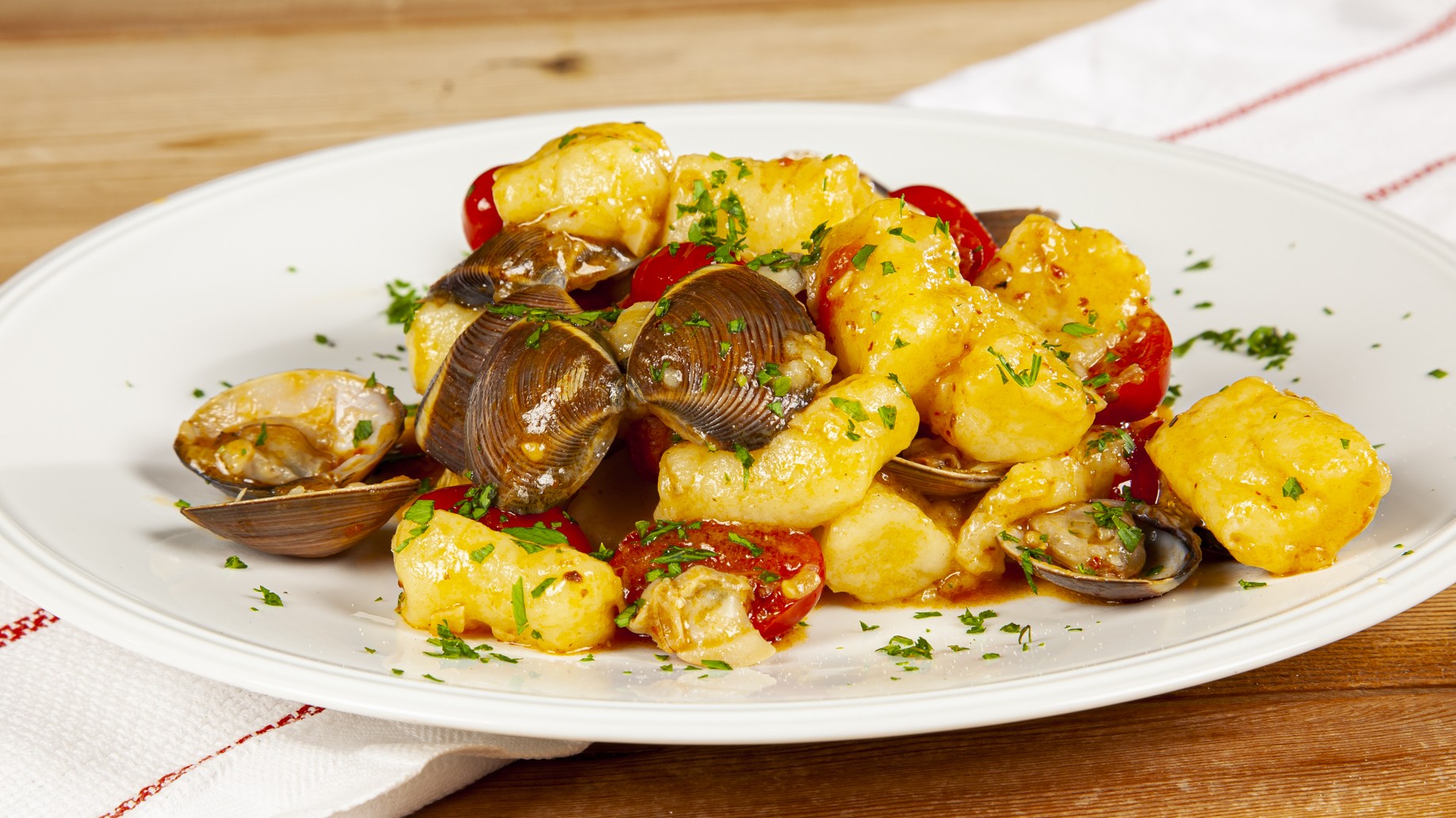 Gnocchi di patate al sugo di molluschi