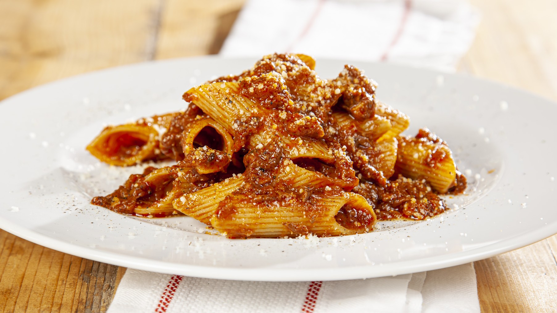 Pennoni al ragù napoletano