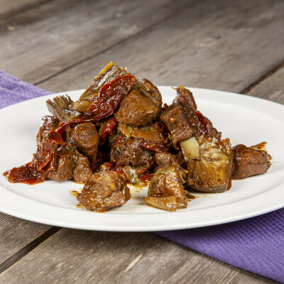 Agnello con carciofi alla sarda