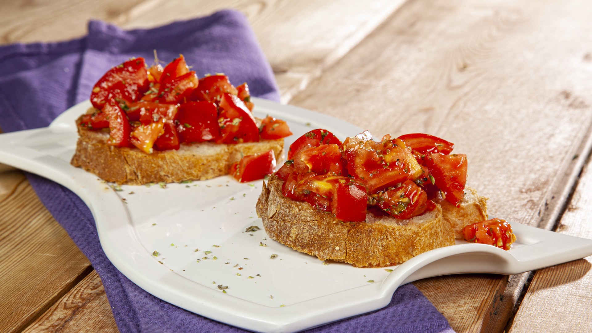 Insalata di pane e pomodori