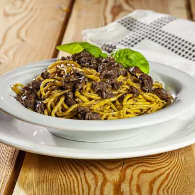 Tagliolini e fegatini di pollo