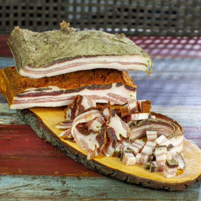 Pancetta fatta in casa