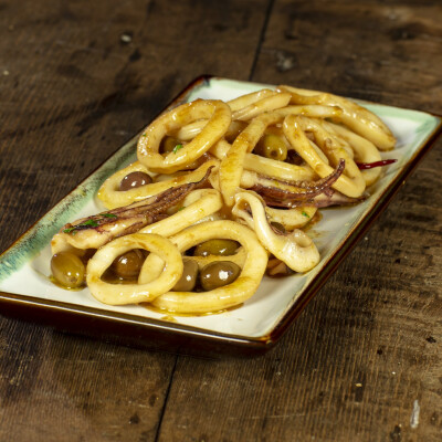 Calamari con olive taggiasche