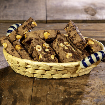 Cantucci cioccolato e nocciole