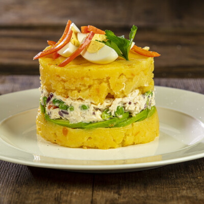 Causa rellena de pollo