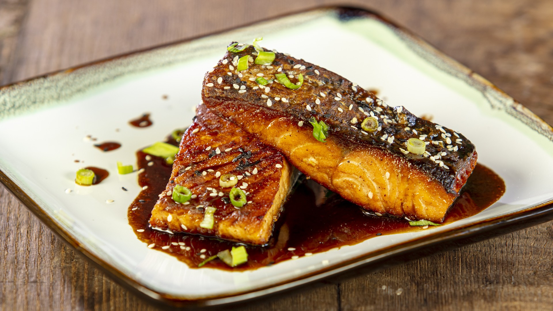 Salmone con salsa teriyaki