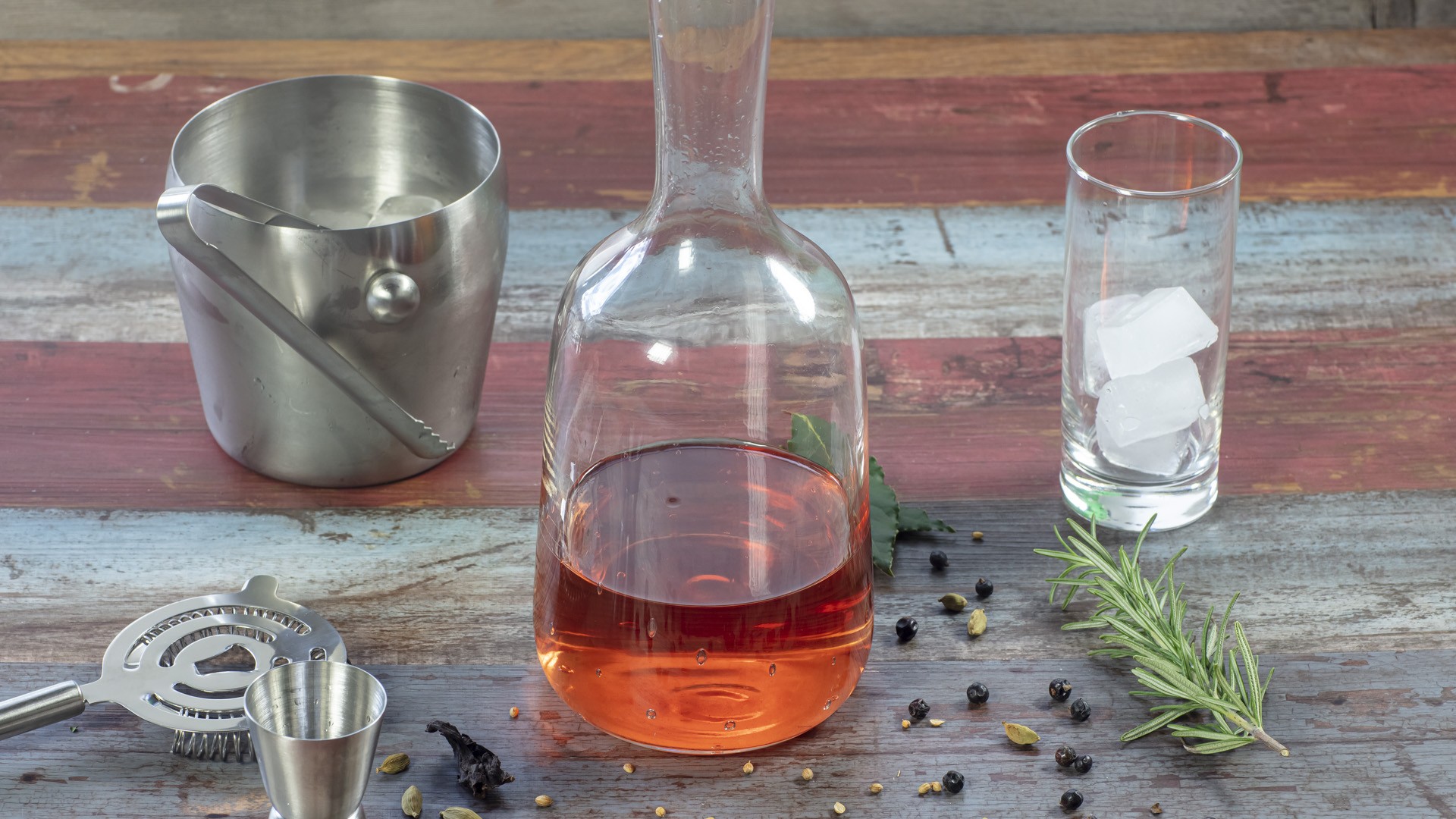 Il bathtub gin o gin fatto in casa ricetta facile Ricette Casa Pappagallo