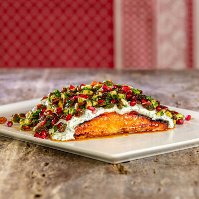 Salmone al forno con salsa acida Salmone al forno con salsa alla panna acida