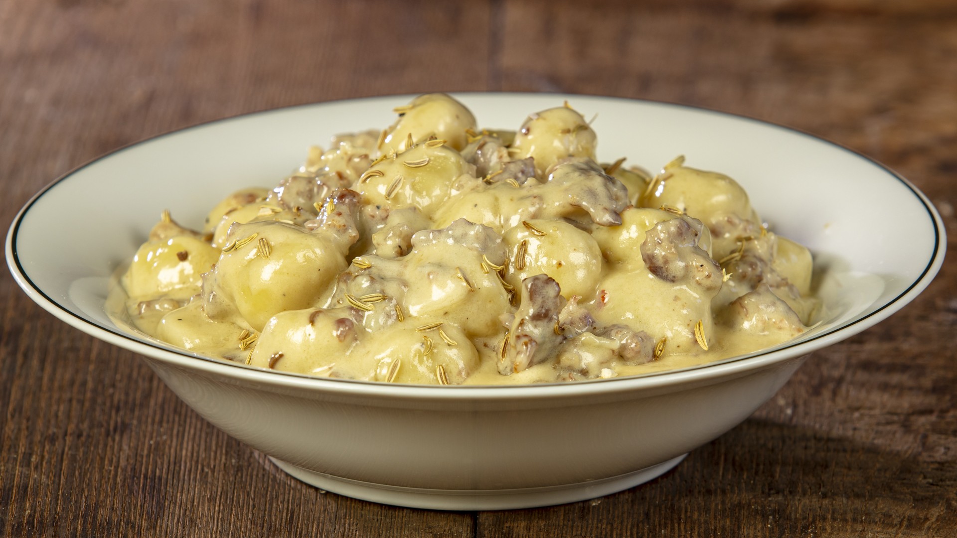 Gnocchi gorgonzola e salsiccia