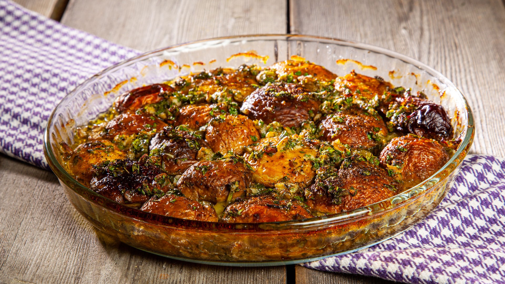 Funghi e patate in tortiera