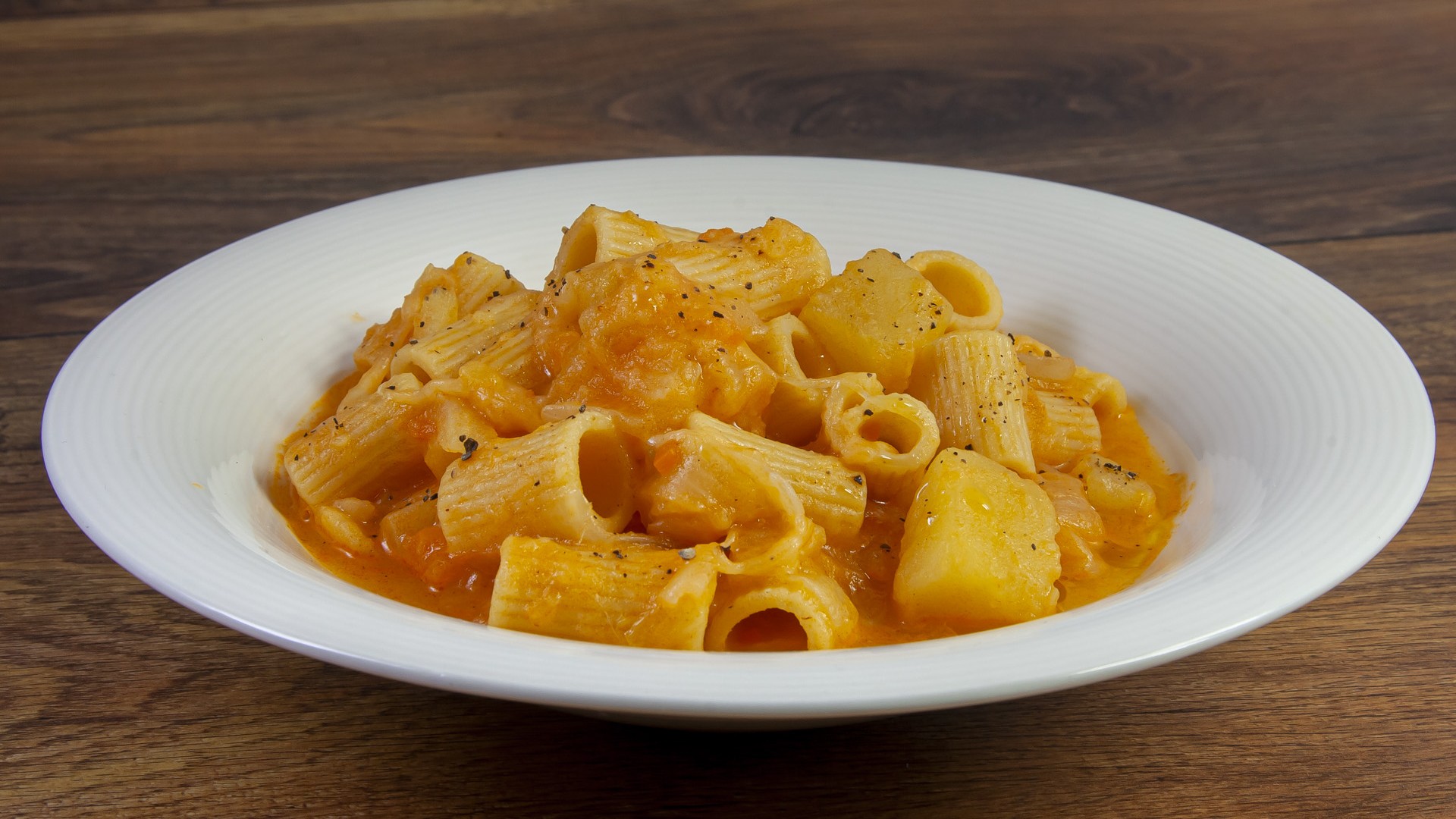 Pasta e patate… e cipolle! - Ricette Casa Pappagallo