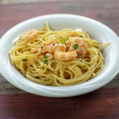 Spaghetti al limone e gamberi