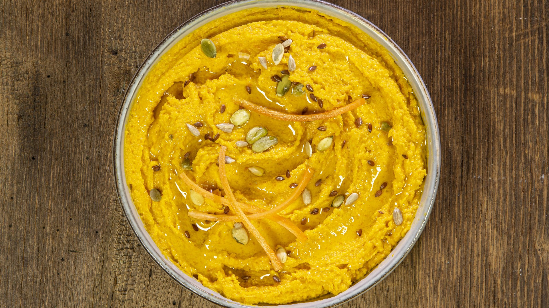 Hummus di carote