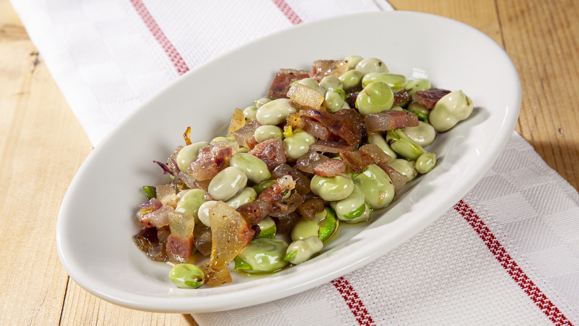 Fave con il guanciale