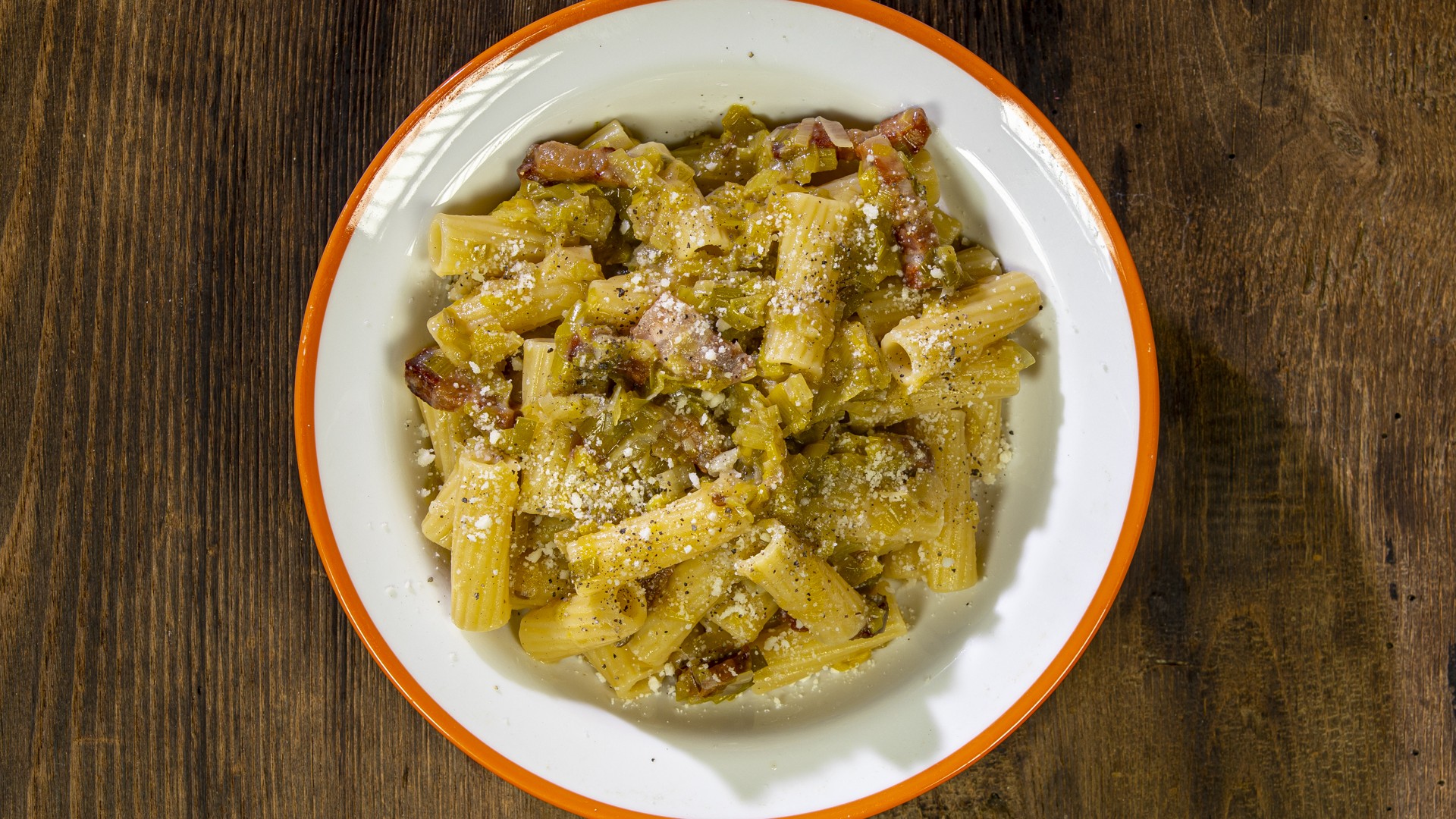 Pasta porri e pancetta Ricette Casa Pappagallo