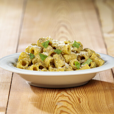 Pasta al pesto di melanzane