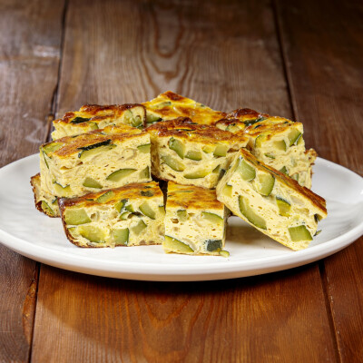 Frittata con cipolle e zucchine