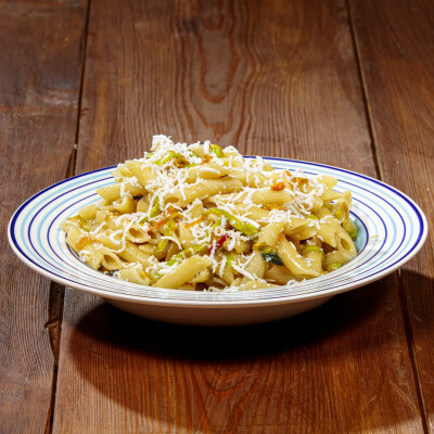 Pasta acciughe e fiori di zucca