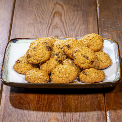 Biscotti avena limone e uvetta