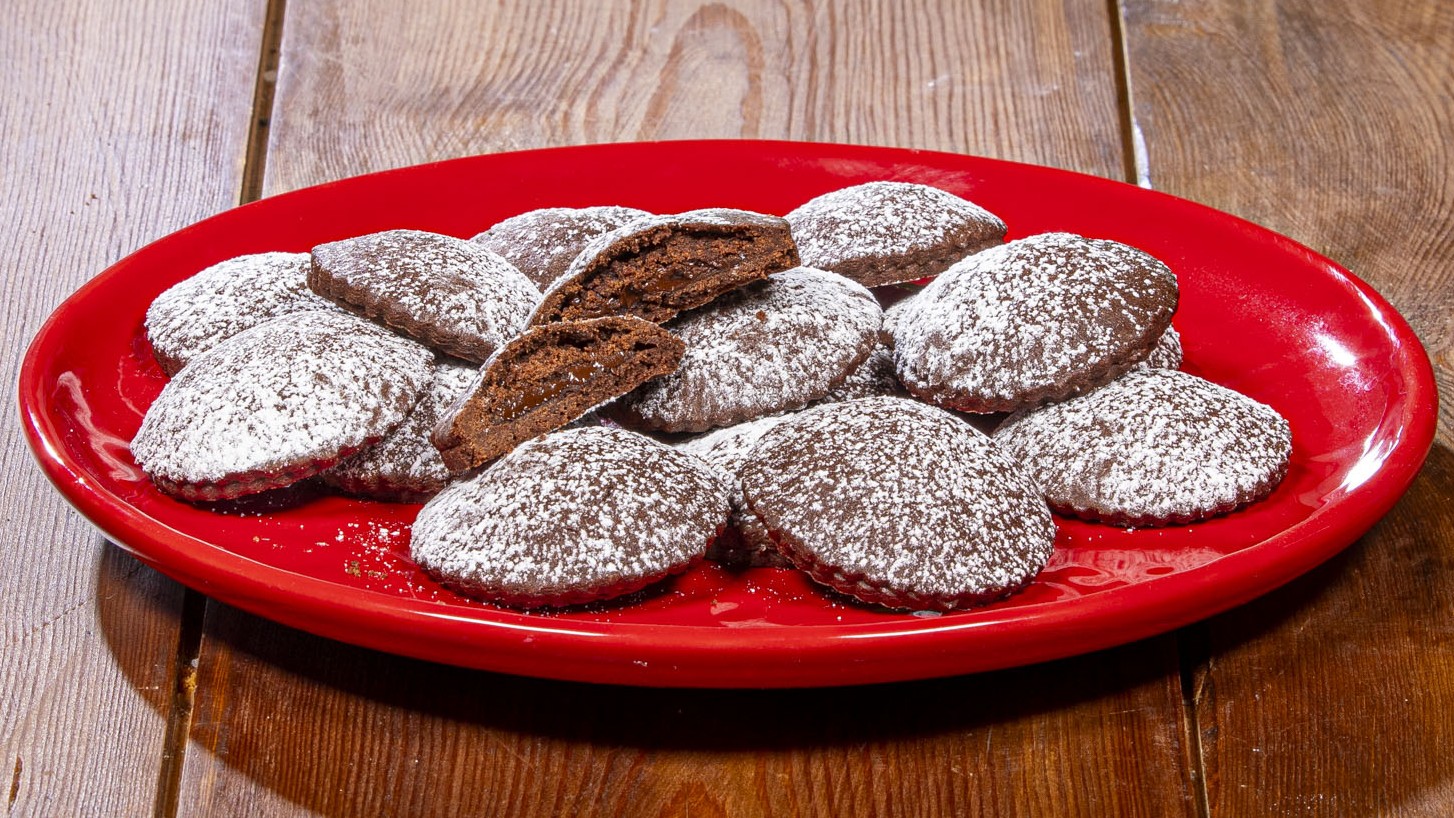 Biscotti ripieni al cioccolato