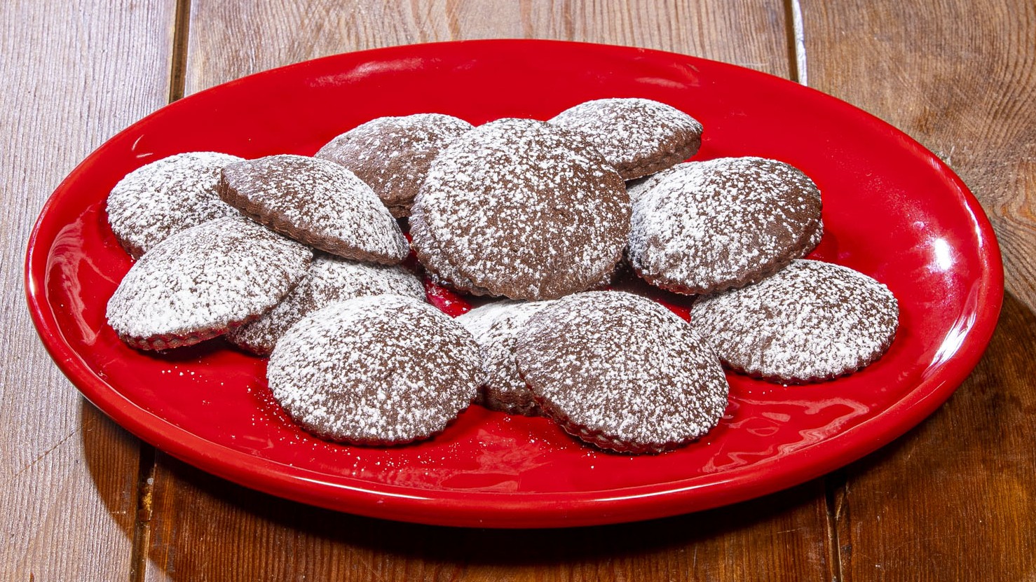 Biscotti ripieni al cioccolato