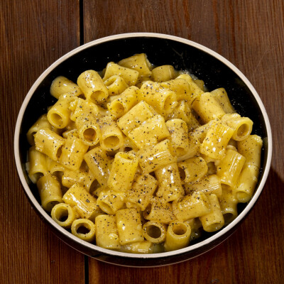 Tubetti cacio e uova