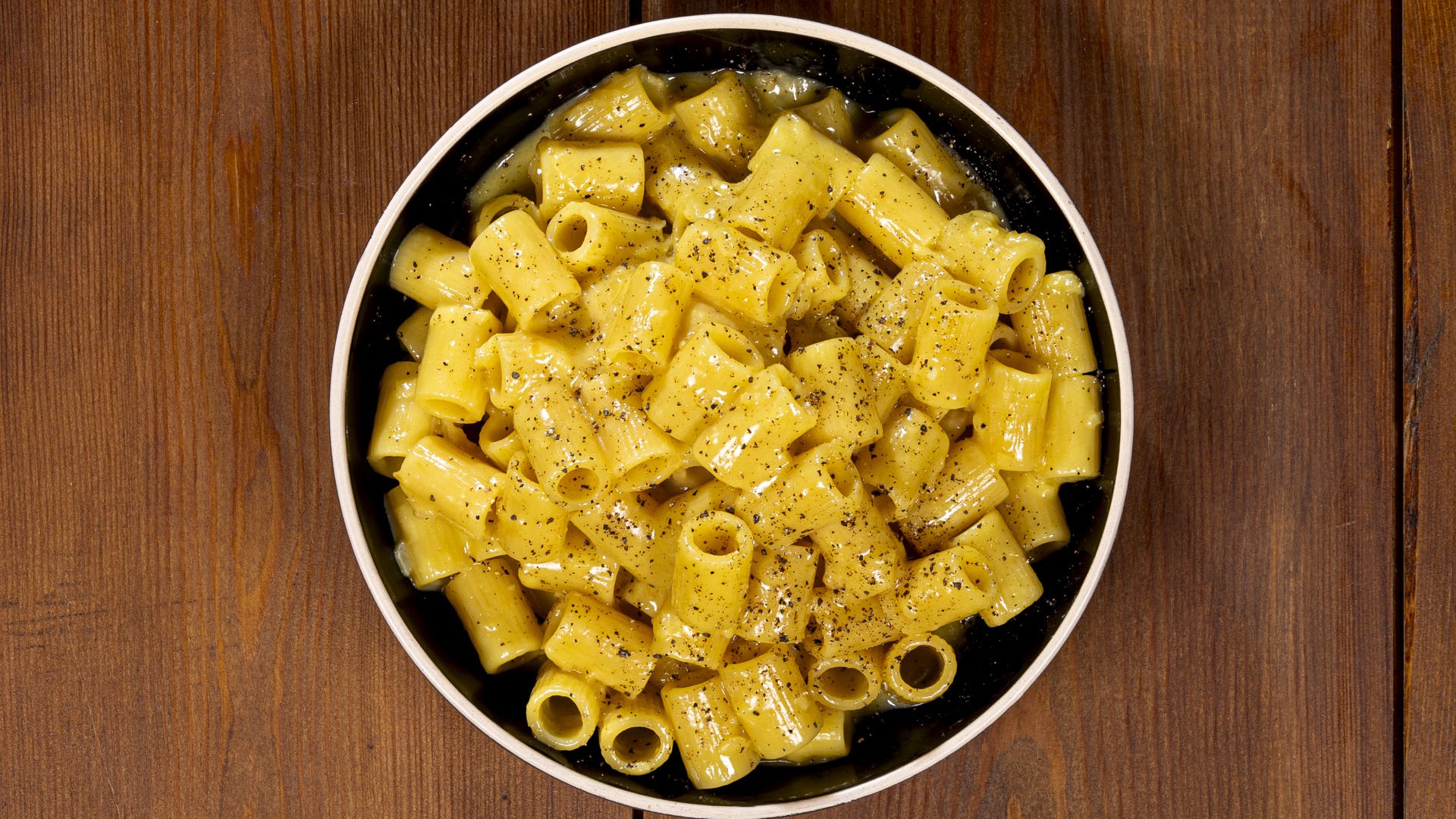 Tubetti cacio e uova