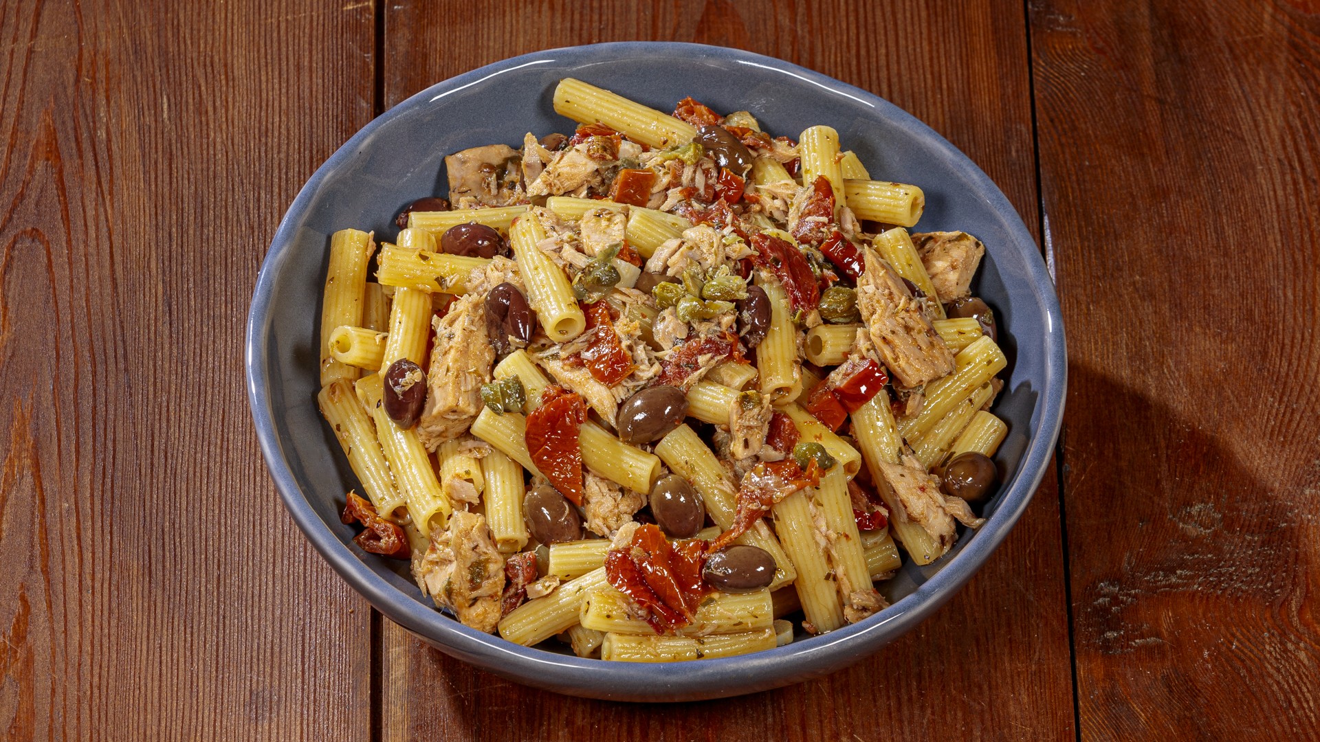 Pasta tonno e pomodori secchi