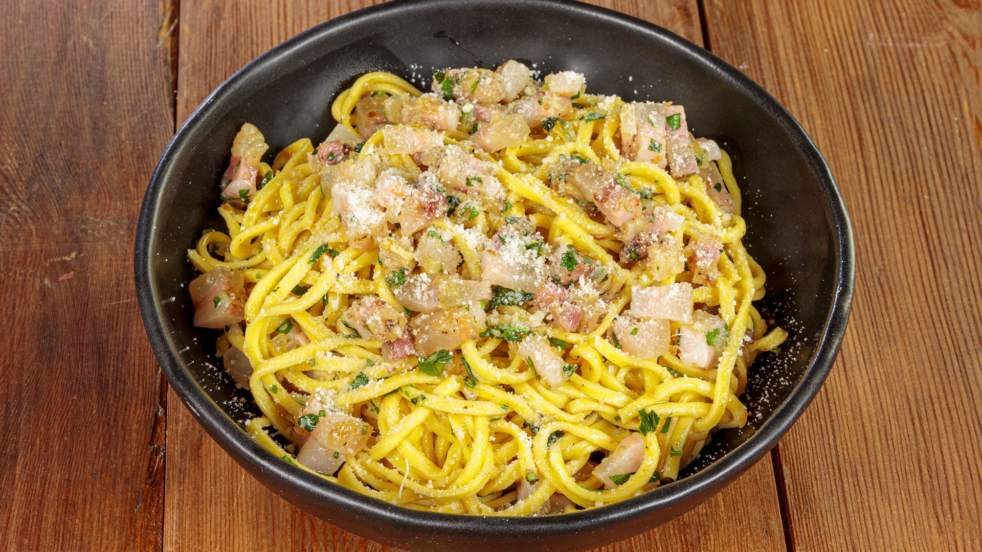 Spaghetti alla chitarra all'abruzzese