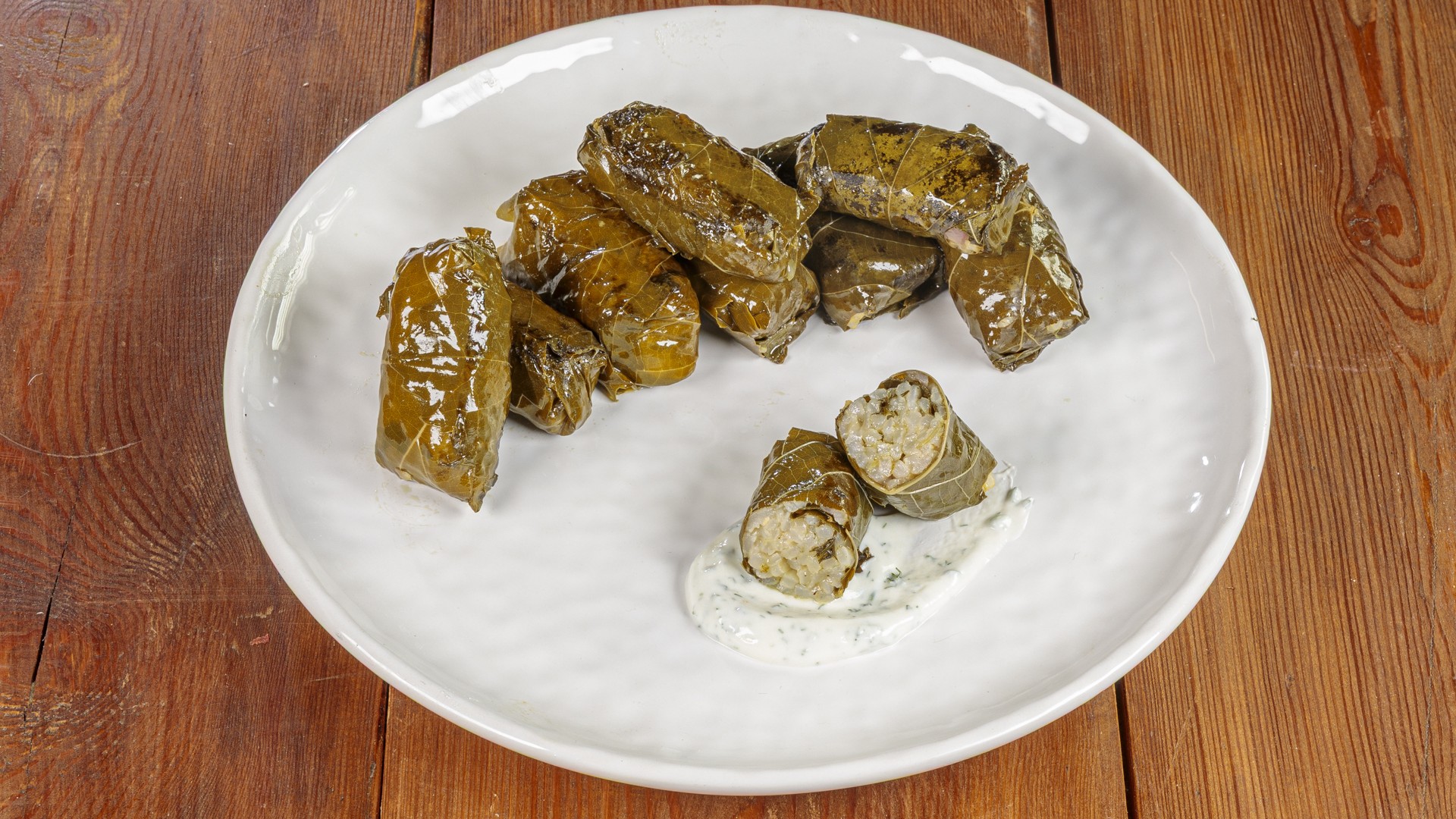 Dolmades - Foglie di vite ripiene