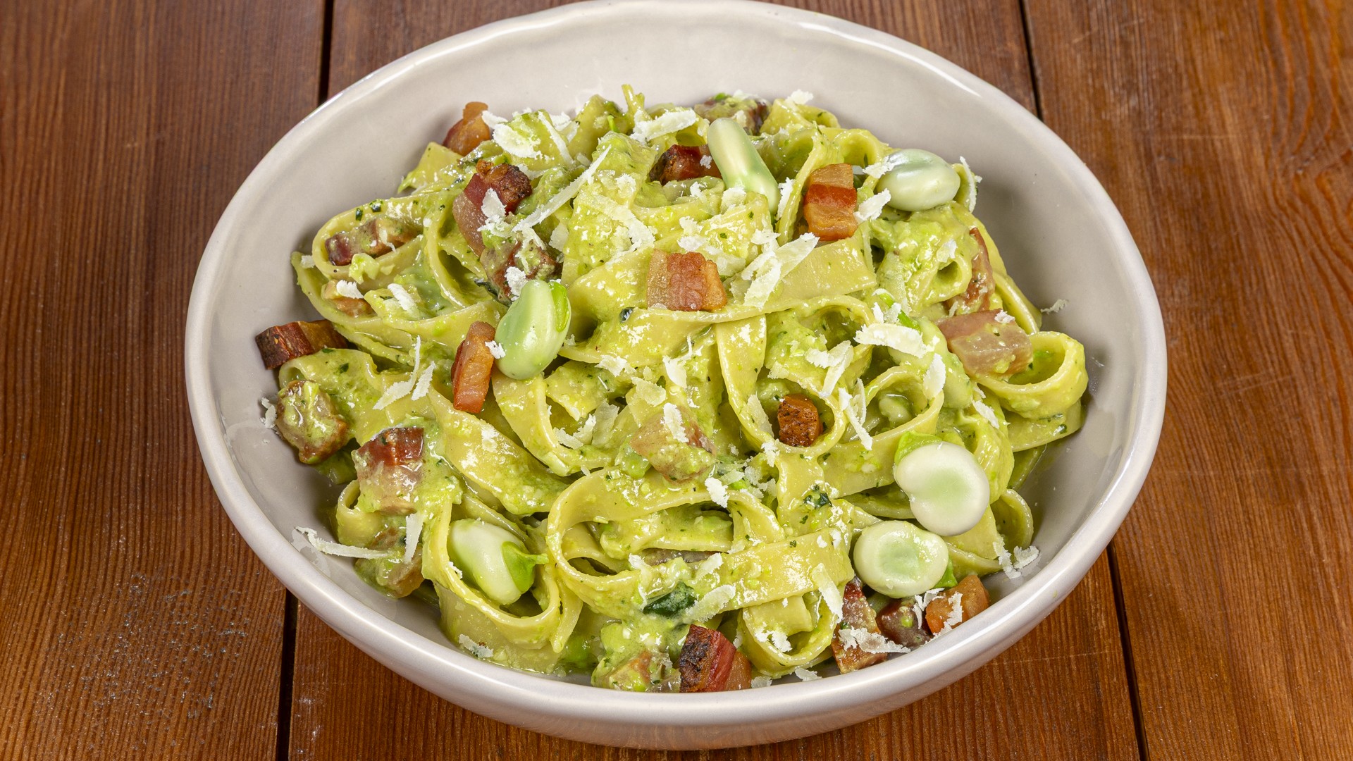 Tagliatelle fave e pecorino