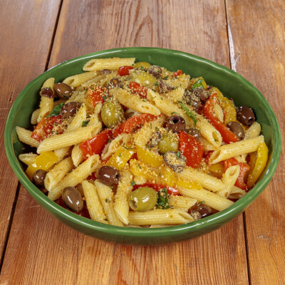 Pasta peperoni e olive