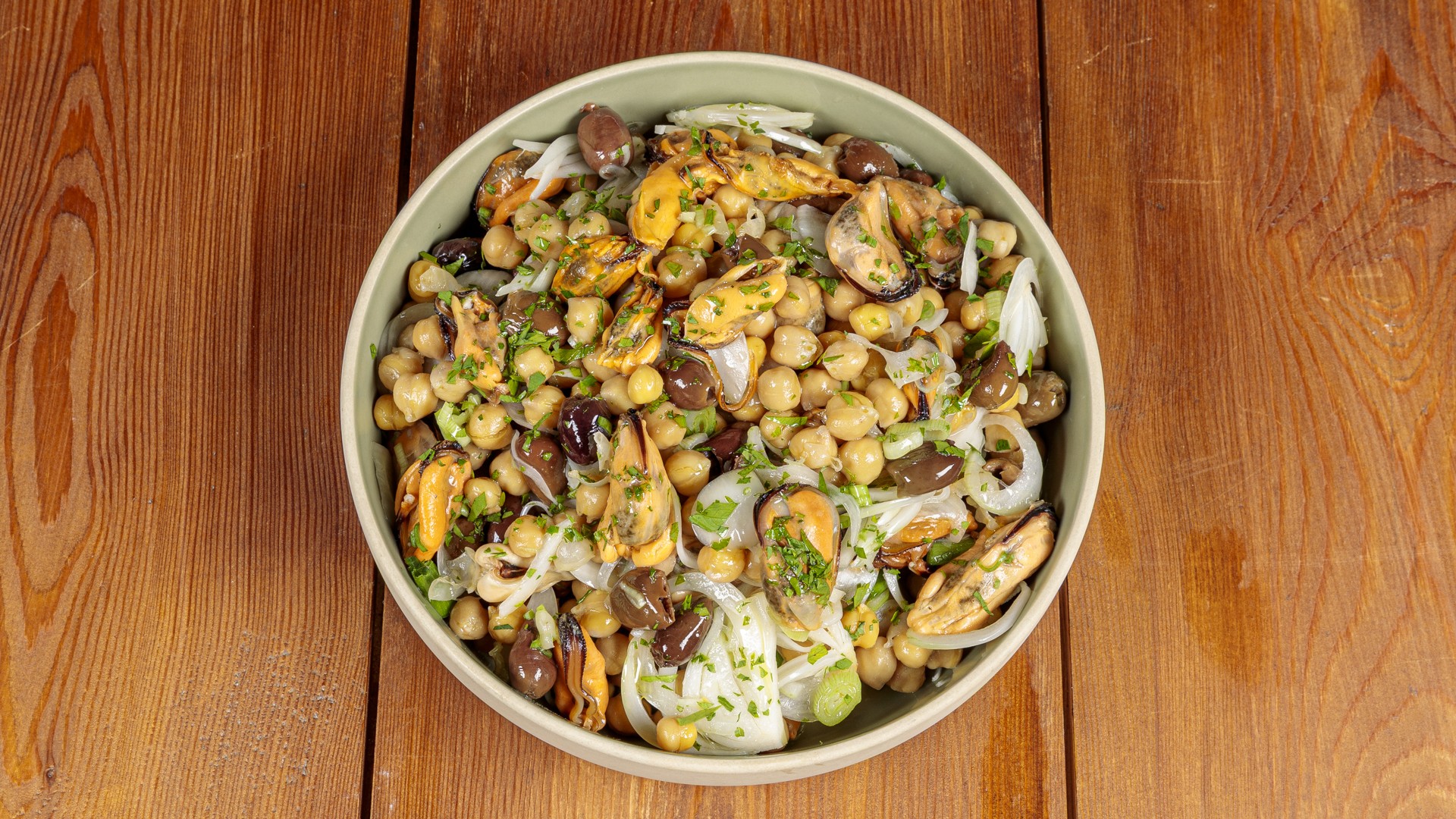Insalata di ceci e cozze