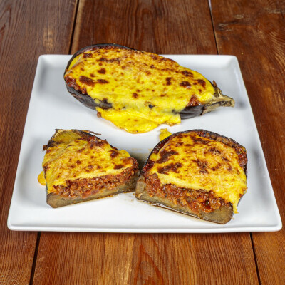 Melanzane ripiene al forno alla greca - papoutsakia Melanzane ripiene alla greca – Papoutsakia