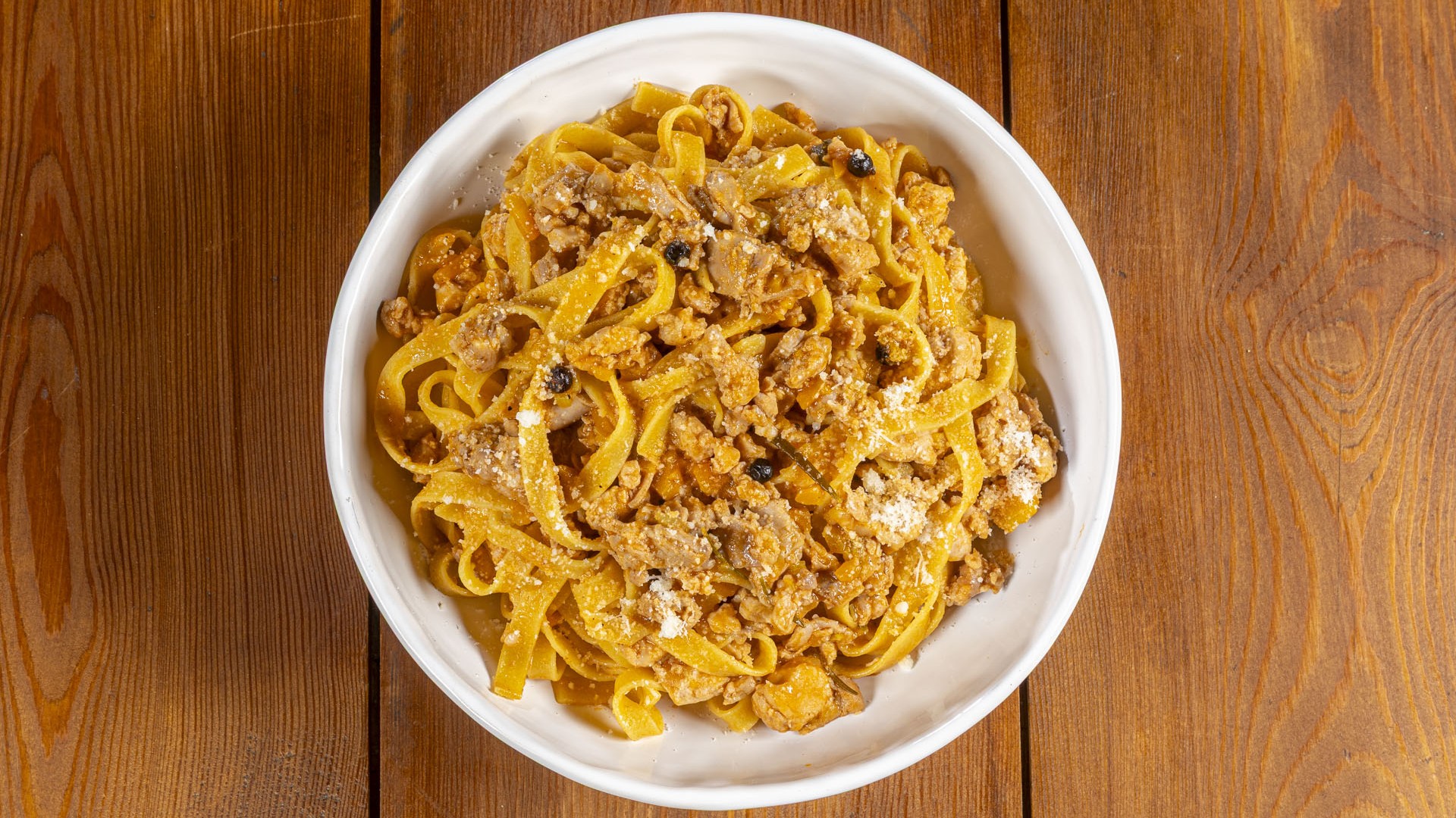 Tagliatelle al ragù di coniglio