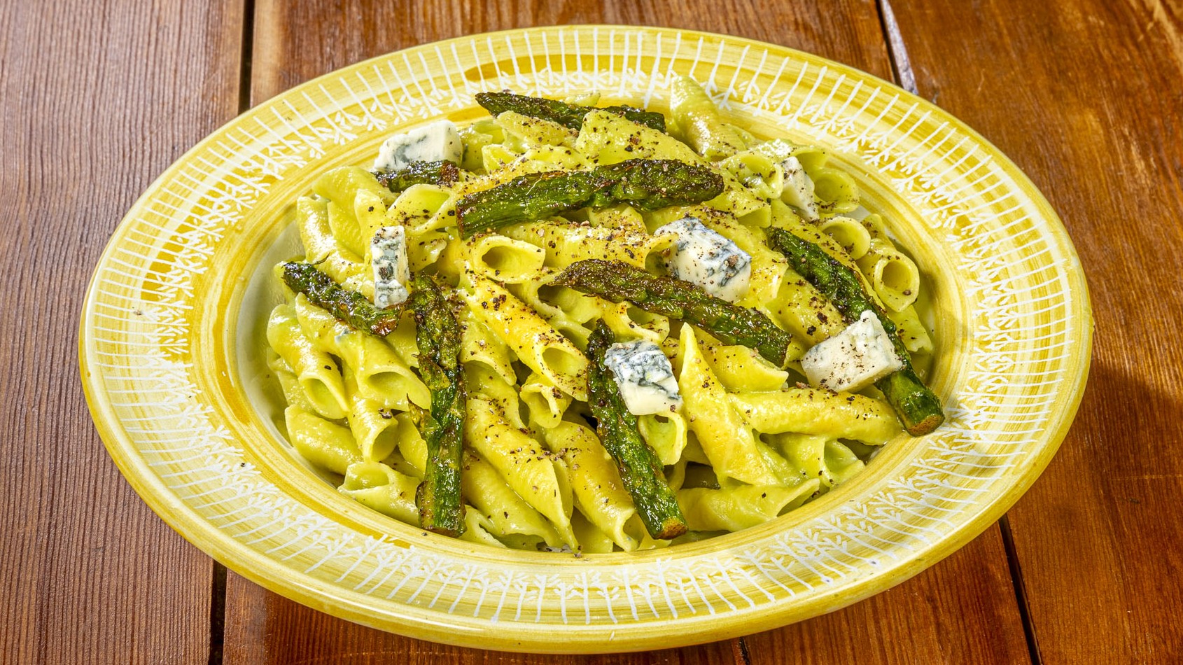 Garganelli asparagi e gorgonzola