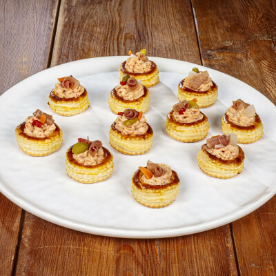Vol-au-vent con mousse di prosciutto di Parma