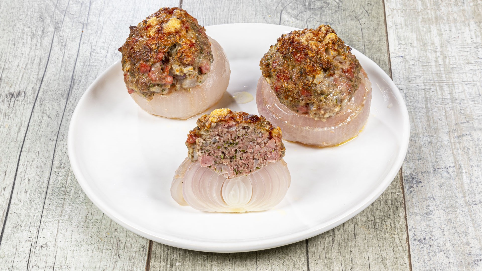 Cipolle ripiene di carne al forno