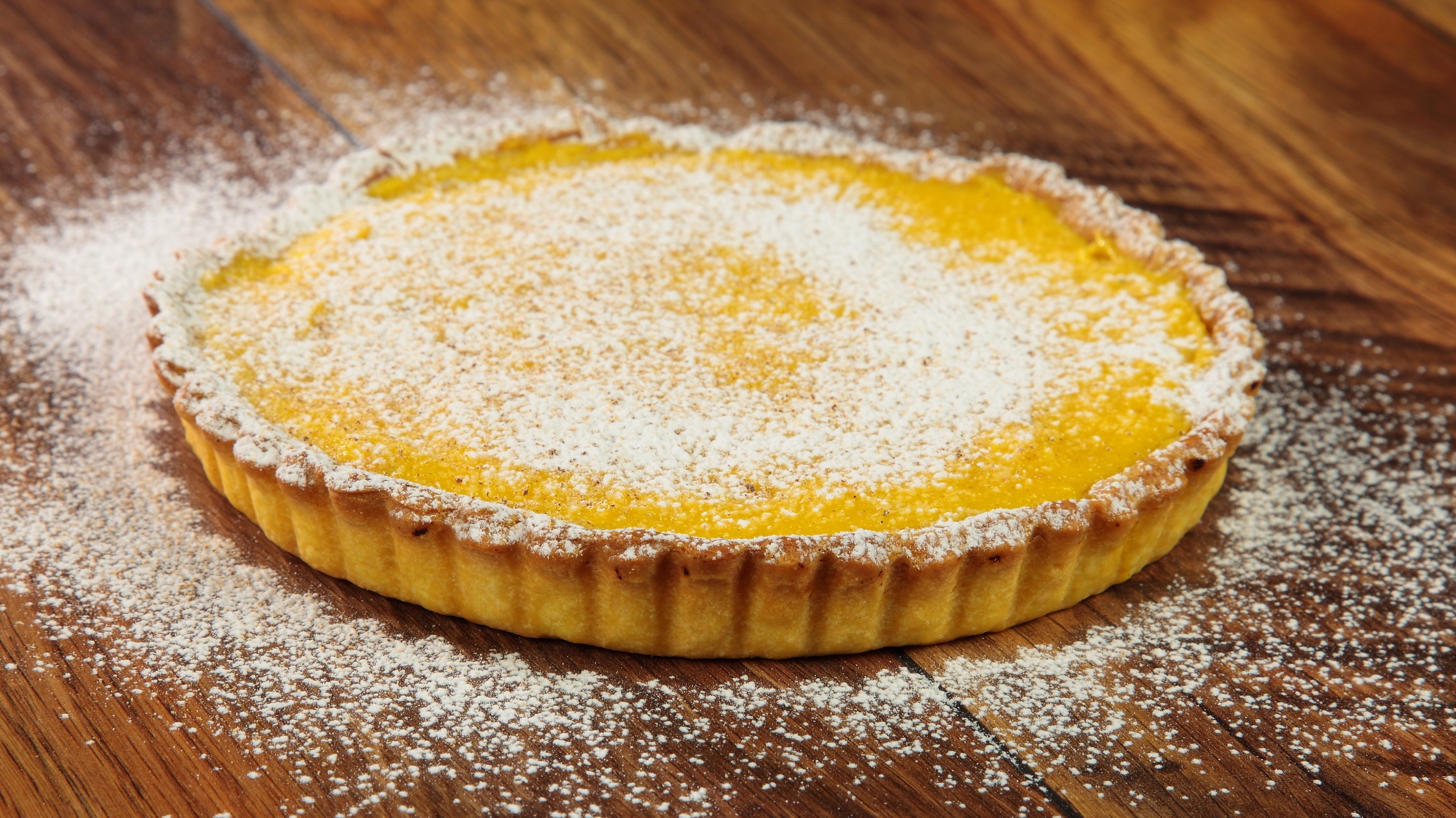 Crostata con crema alla noce moscata