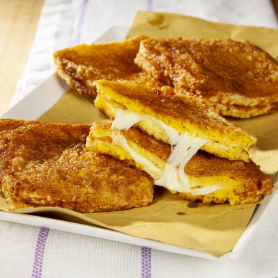 Mozzarella in carrozza