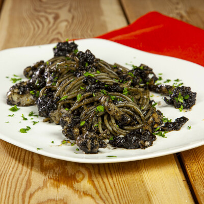 Spaghetti al nero di seppia