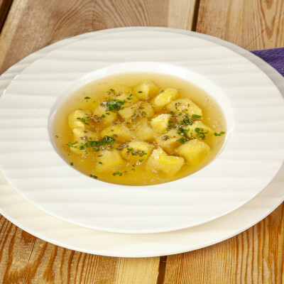 Gnocchetti di pollo in brodo